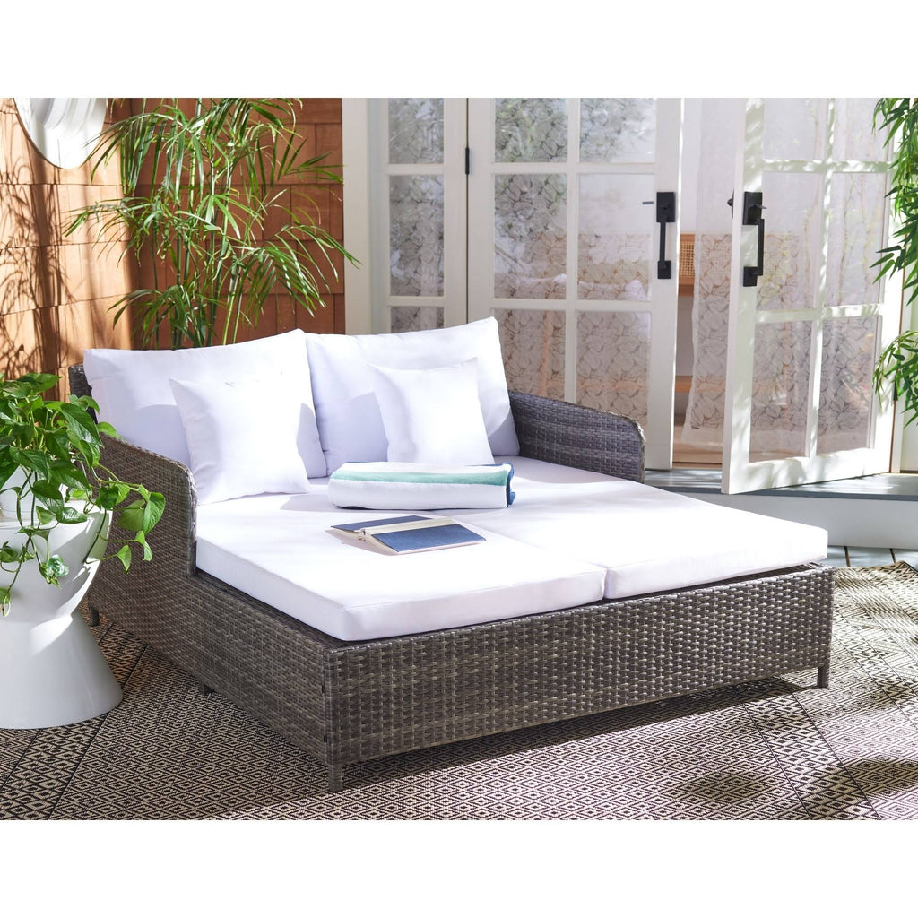 Grey and White Daybed Q181
