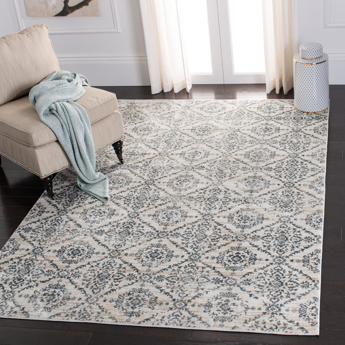 Geometric Floral Area Rug, Cream/Grey, 5'3" x 7'7" G537