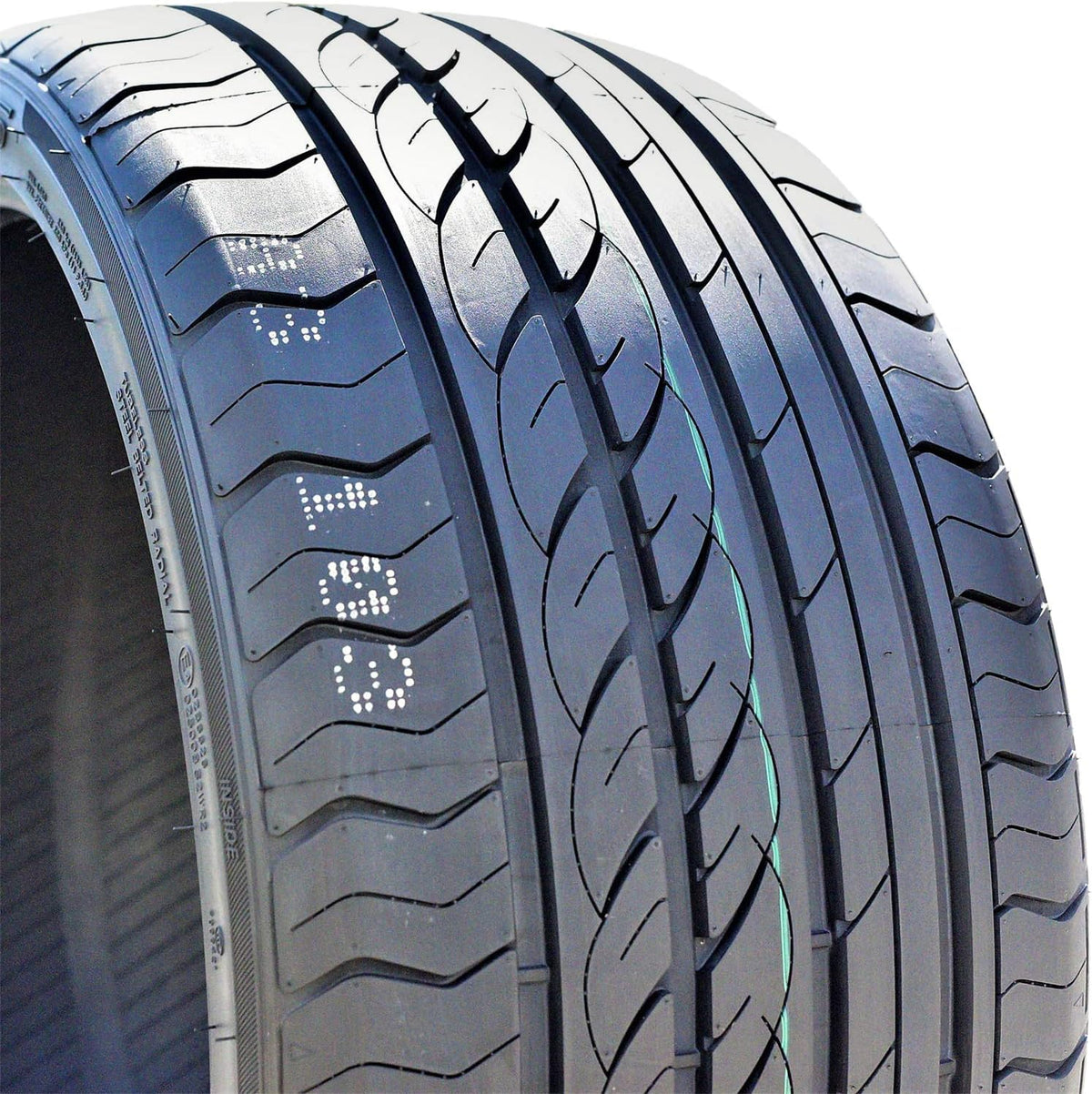 275/35R20 All-Season High Performance Radial Tire D556584