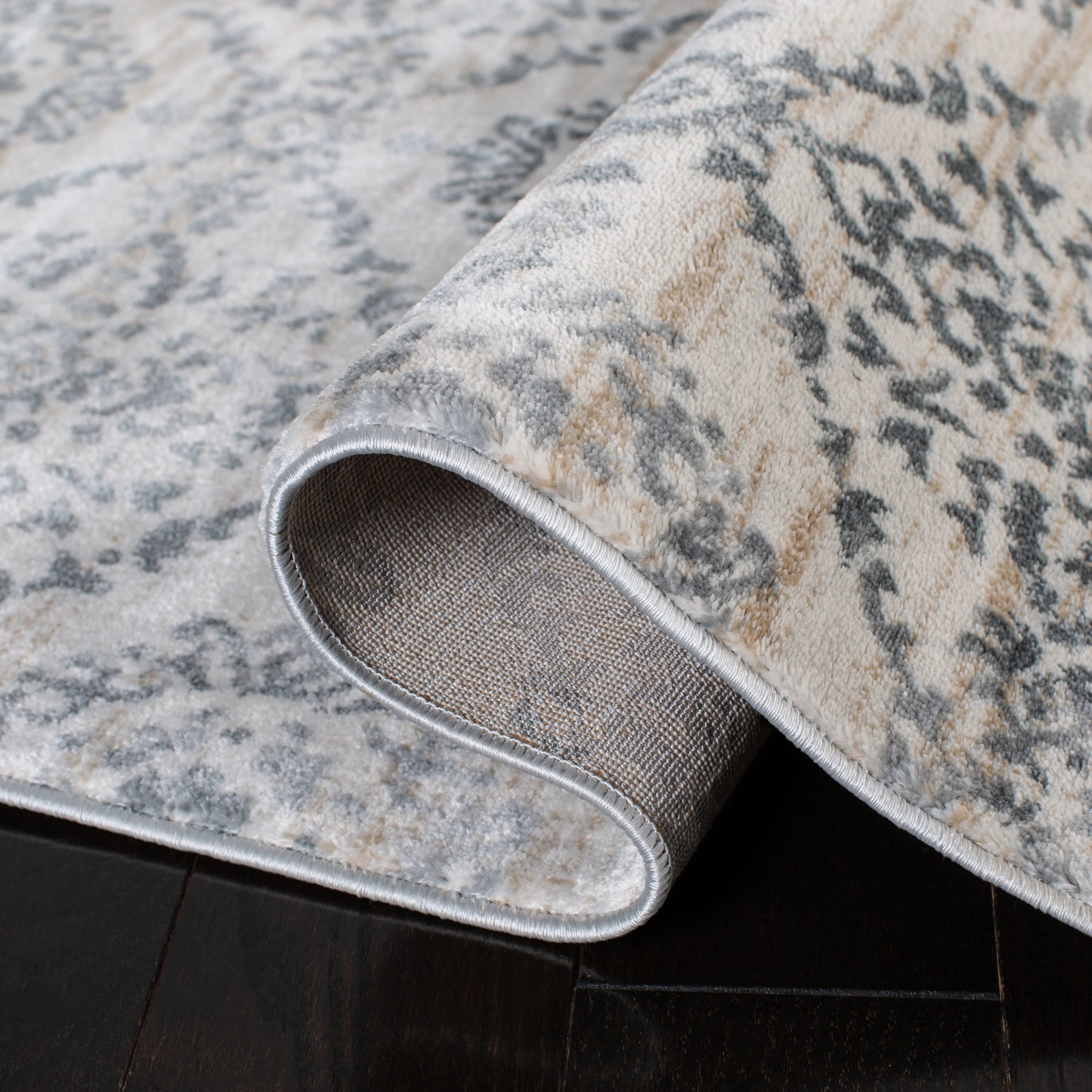 Geometric Floral Area Rug, Cream/Grey, 5'3" x 7'7" G537