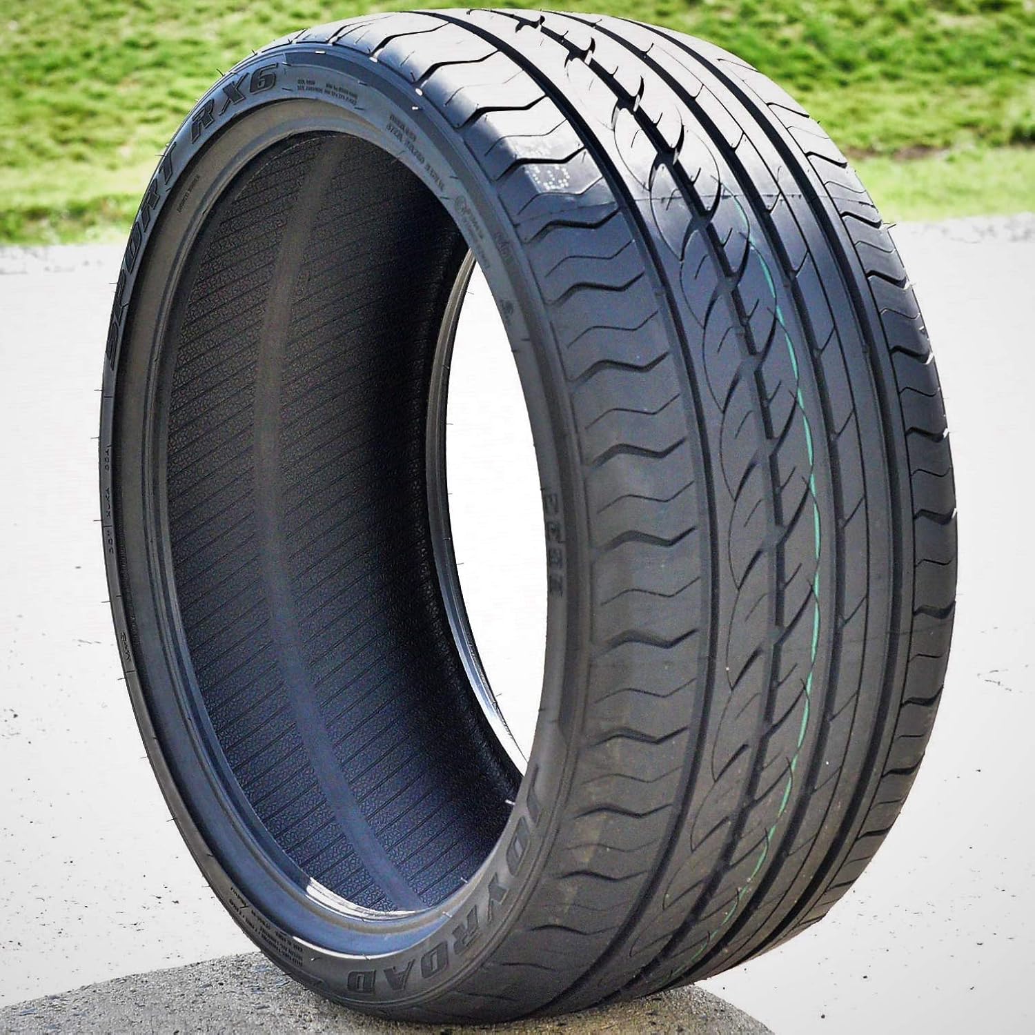 275/35R20 All-Season High Performance Radial Tire D556584