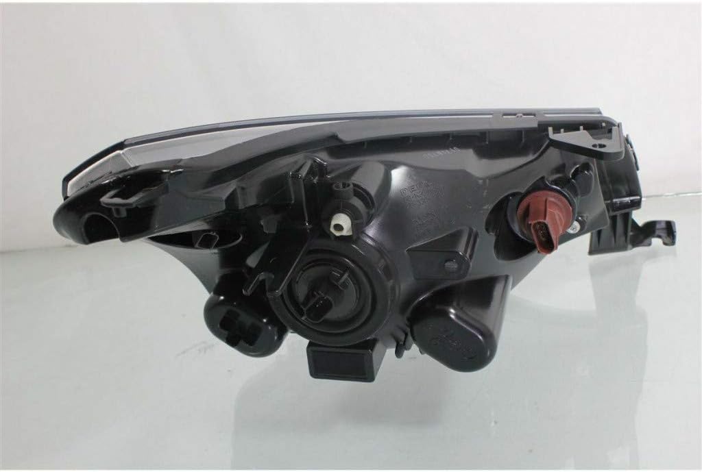 Ford Focus Sedan Headlight Assembly Passenger Side P26892