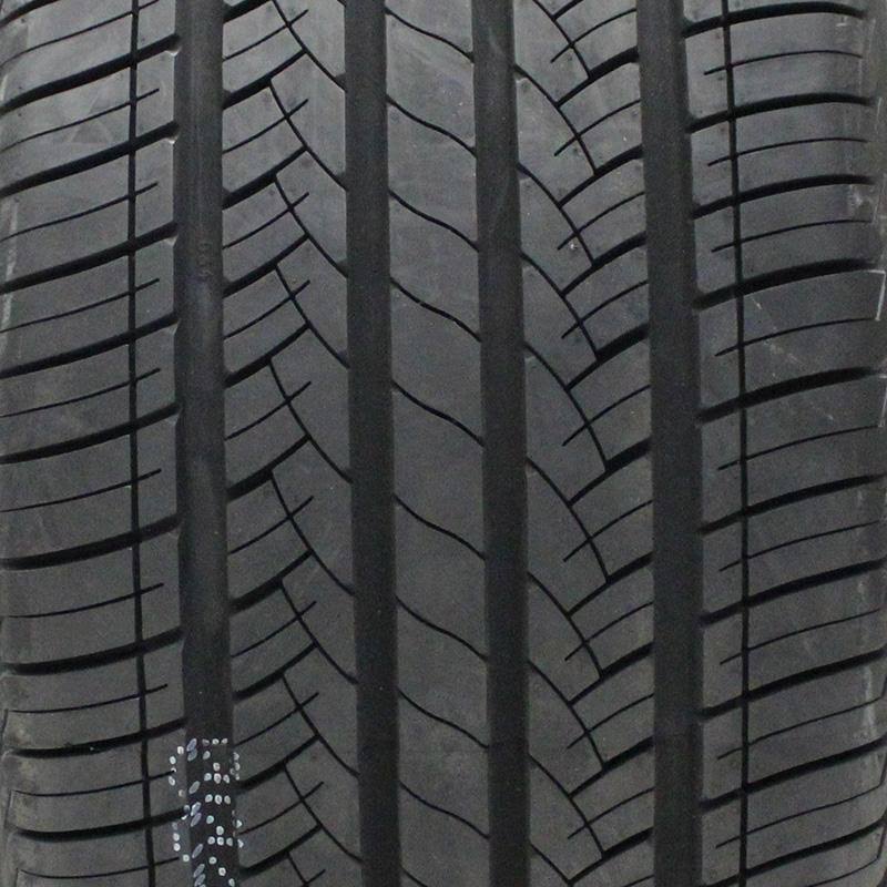 265/50R20 Tire I994672