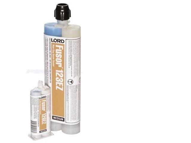 10.1 oz Medium-Set Non-Sag Seam Sealer X47182