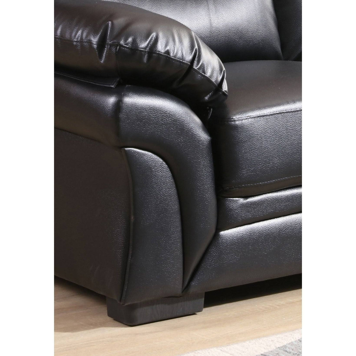 Faux Leather Loveseat in Black F43406